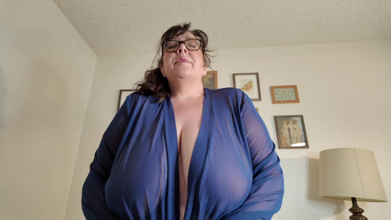cutejayne: Atrapado Oliendo Las Bragas Y Calcetines De La Madrastra