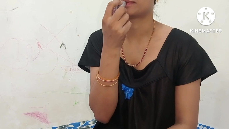 Ankurpriya000: Sua Priya Bhabhi polonesa e mostra calcinha