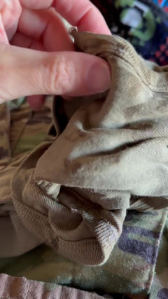 Gay Soldier Stuff: Nadržený armádní specialista si honí na sobě boxery Sarge pod...