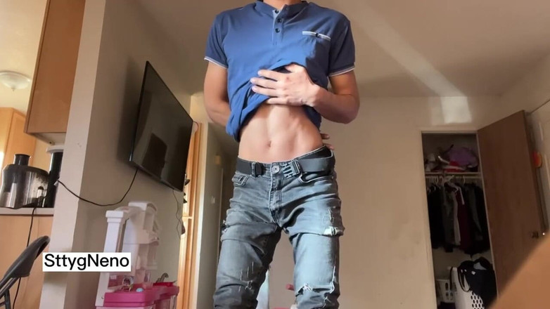 Xooshua (xblue18): Con cu xinh đẹp của một sinh viên trẻ 18 tuổi