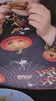 SSBBW Spooky Chinese Stuffing