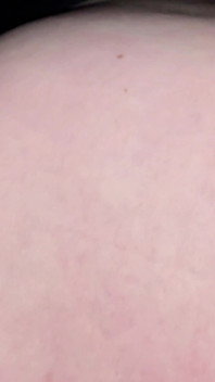 Dikke blanke bbw-milf krijgt grote kont gespreid - grote lading aade