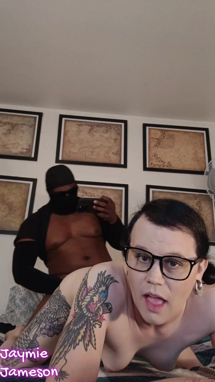 JaymieJameson: Facefucked et creampie par mon nouveau coloc