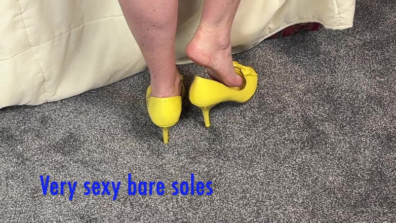 Aunty Sandra vintage girdle queen: Aunty Sandra in a Foundation Tube Vgq55