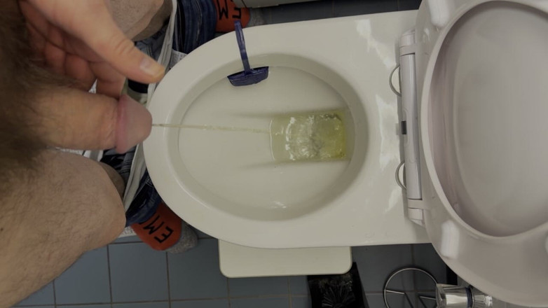 Beardedcummer: Piss Collection - 20 Min Juicy Lemonade!