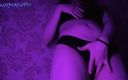 Violet Purple Fox: Nejlepší růžová dívka chce ošukat svou kundičku