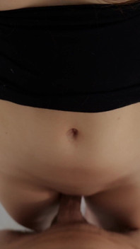 Můj nadržený spolubydlící dokonale dries moje koule