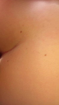 Відеодзвінок від мого чоловіка-рогоносця не зміг перервати кремпай від мого коханця.