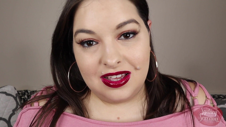 Sydney screams fetish: First Date Kissing