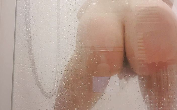 Lou-Shayenne Volpe: Duschen eskaliert