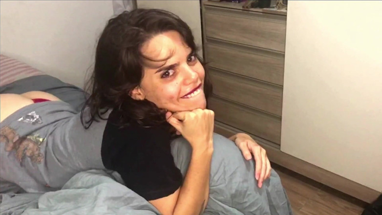 Sabrina Kat: Drena sus bolas y bombeo semen en mi boca