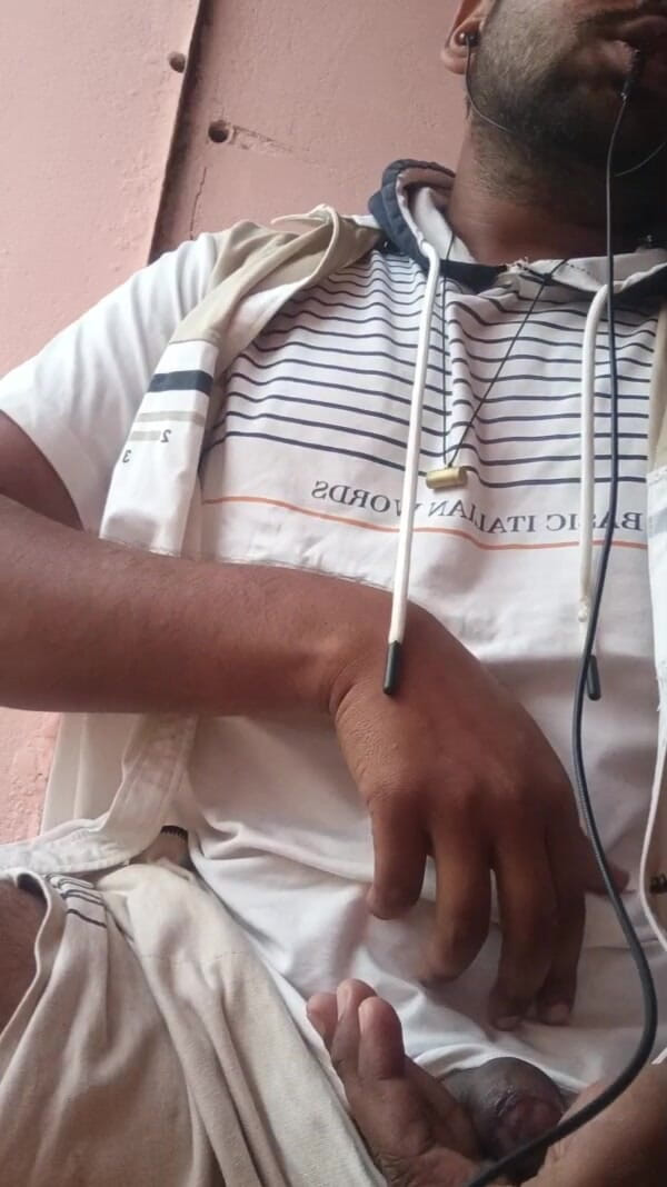 IsmaatDeva: Người theo dõi hứng tình của Ismart Boy Ismaatdeva
