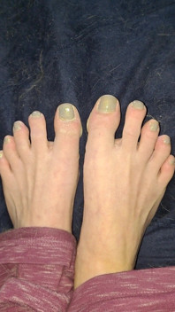 Veiny Feet Toe Wiggling