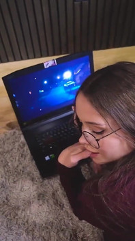 Kate Kuray Watched Harry Potter with Her Friend