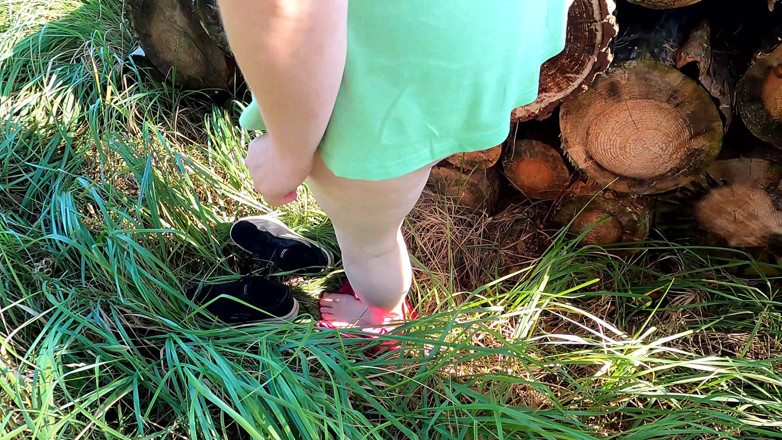 Bouncy Tits Action: Vagina Pounding in the Middle of the Forest