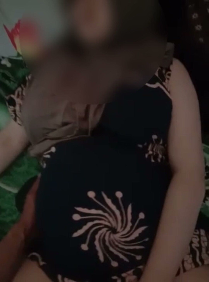 Famly sex: Die seufzer des Dorfmädchens in Hijab sind sehr lecker