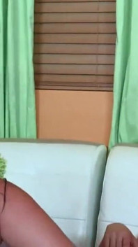 bare stanon vaali chodne laayak mammi ki ganje mard Derrick Pierce se chudaee