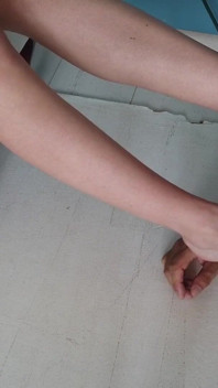 Adoro sus pies descalzos