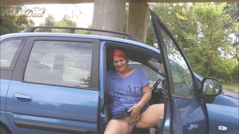 Anna Devot: Annadevot masturbate in the parking lot