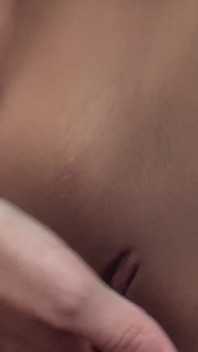 Holky jsou nezbedné scény-1_teen lesbičky Victoria Sweet & Federica Hill se navzájem šukají se svým novým robertkem