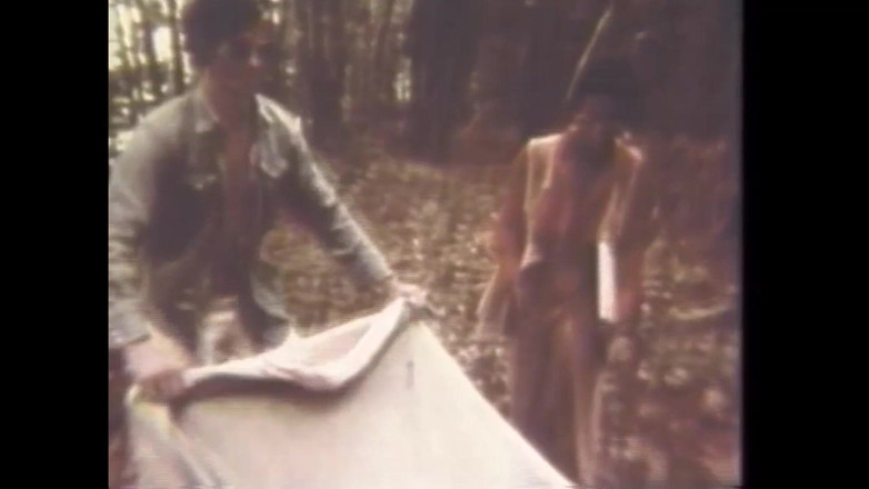 Vintage megastore: Andrea True và nhóm của cô ấy trong rừng