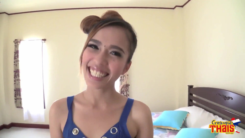 Creampie Thais: Minik amcığını ateşli dölle nasıl doldurttim