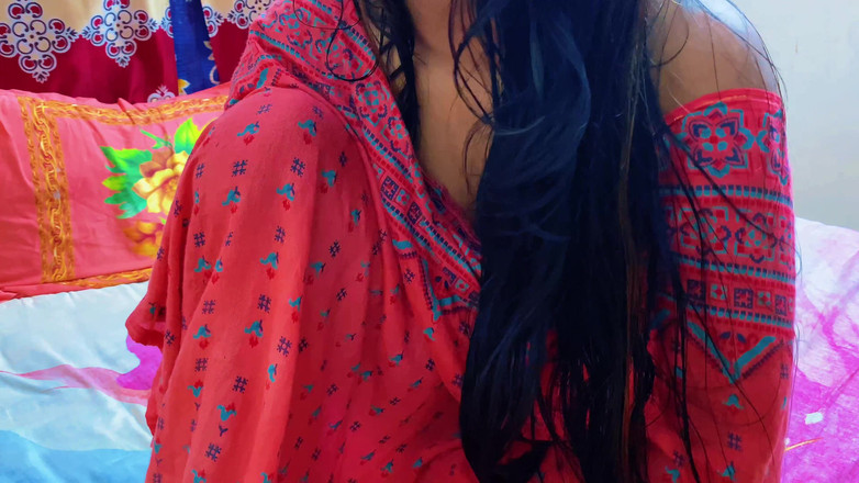 Bdsex24: Sexy Horney Bavhi fodendo duro quando Alon em sexo no...