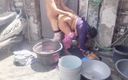 Your love geeta: Soție futută în timp ce spăla haine