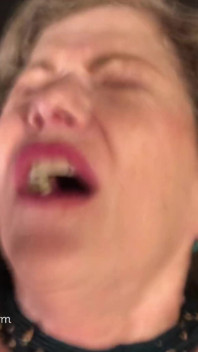 Moaning Granny POV Cocksucking, Cowgirl & Close up Squirting!
