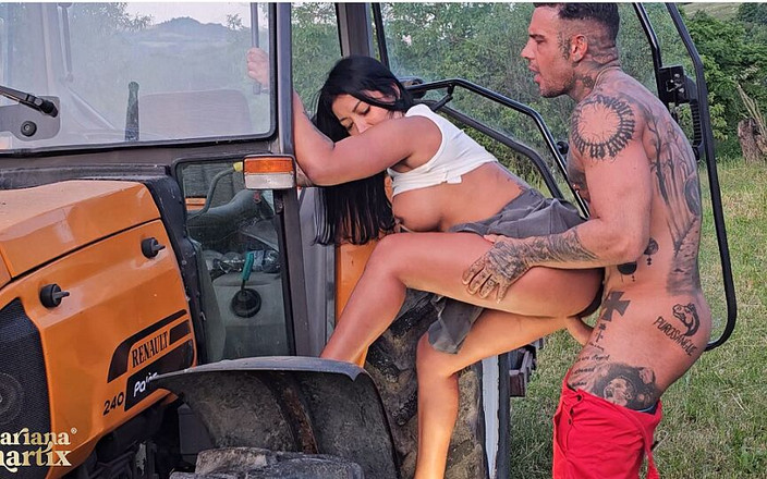Mariana Martix: Kolumbijský turista šuká italského farmáře na traktoru - Mariana Martix &amp; Luca Peracchi