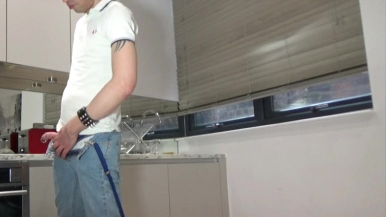 GAY USED RAW BY STRAIGHT BOY CURIOUS: Londra'da bir Sking tarafından sikildim