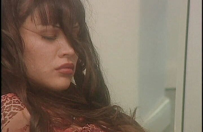 Cryptostudios: Velmi sexy štíhlá modelka nechala svého manažera, aby ji ošukal pro...