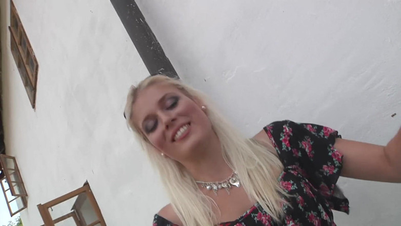 German amateur - 100% German hardcore videos: Cute teen gets spitroasted at outdoor casting