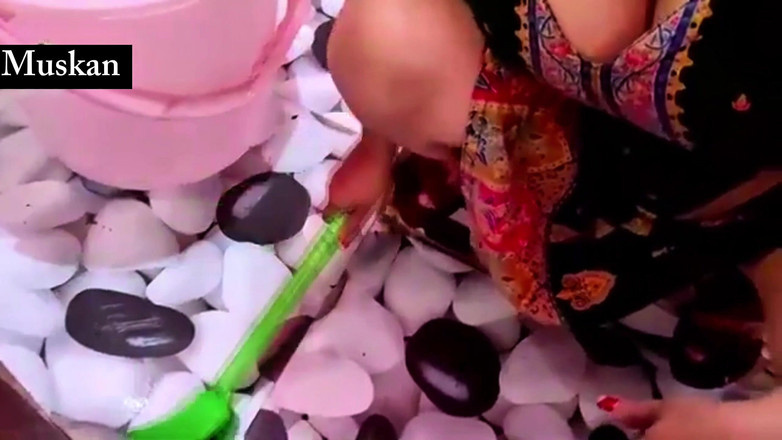 Muskan Rani: 德西女孩家庭清洁