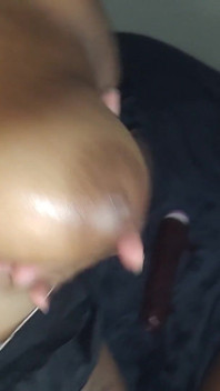 Auto ungere 2 Chicas Titty Time