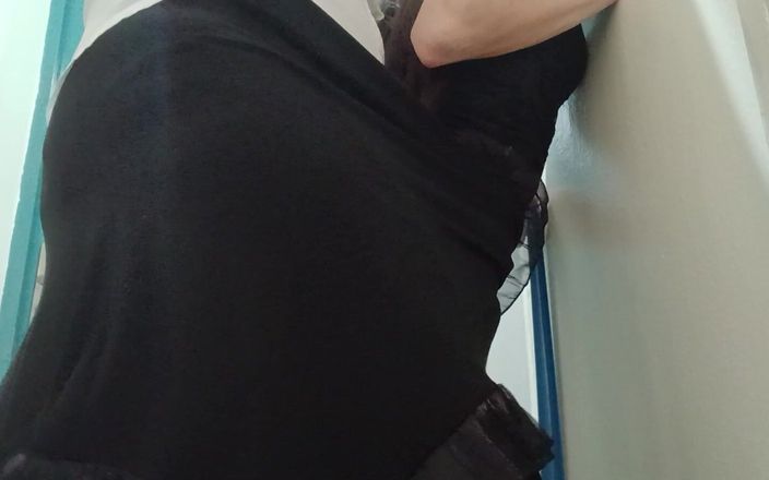 Lesbian-illusion: Mon voisin et moi faisons l’amour passionnément quand nos copains...