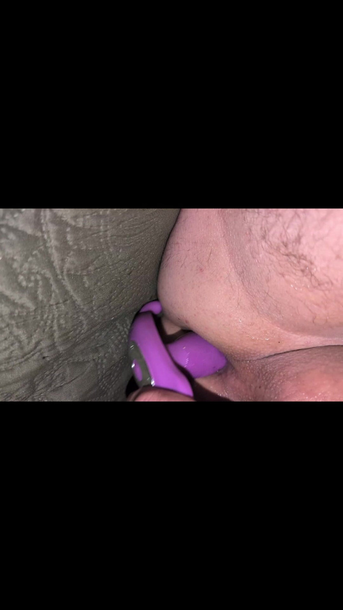 Satinv: Dildo in My Ass