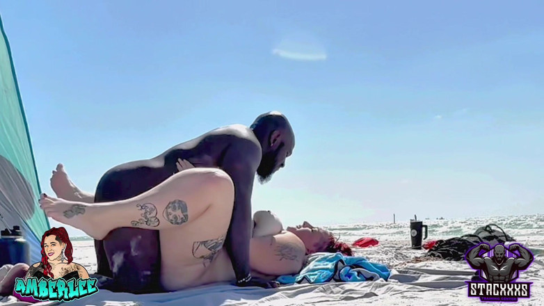 StacXXXs: Stacxxxs představuje: Fun Time Island W / Amber Lee