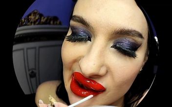 Huge Pouty Bimbo Lips Giantess