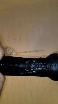 Dildo naga Mr. Hankey xl sisipan penuh mesin kongkek dubur gaya doggy