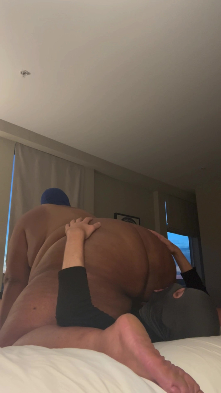 Fat Chub Booty: Using a Sub White Boy!