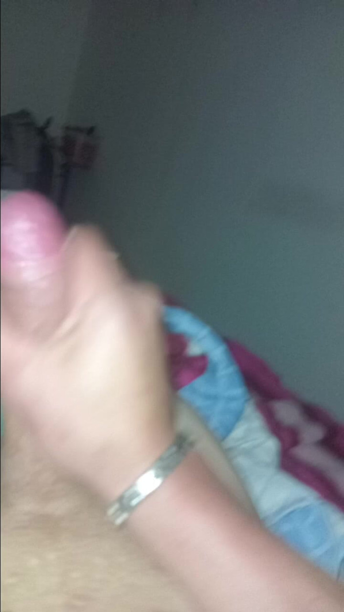 ELFIE33: Masturbare