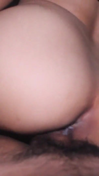 Shh Shh schreit nicht! Mein schwager ist sehr geil