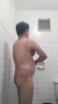 Mandi air panas? Nggak masalah- kontolku hot banget