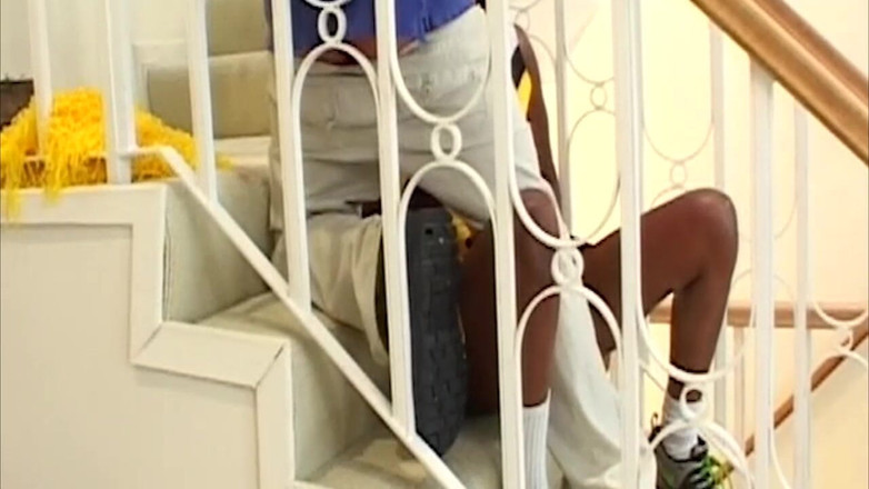 TRASHPORN: Gadis Hitam Horny Mempunyai Seks Dubur Dengan Scwanz Putih Yang...