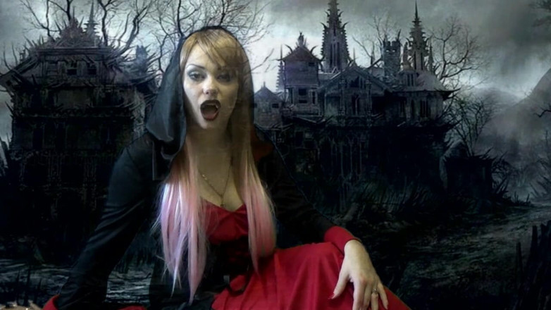 Goddess Misha Goldy: Domineras av farlig vampyr