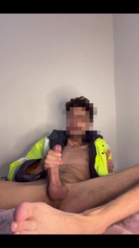 Tonton Beban Penuh Saya Dengan Pakaian Seragam Pekerja Binaan Saya Pada Profil Saya