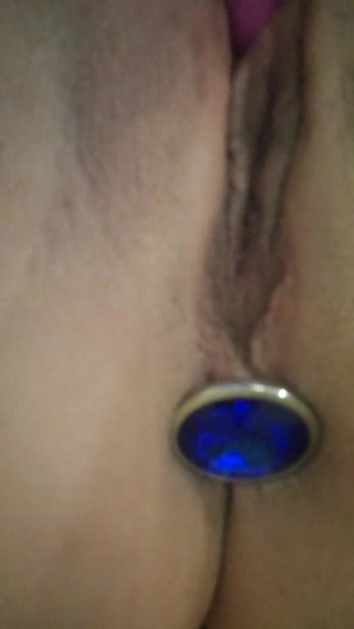 Mia99: Having fun with a anal plug and my pink friend