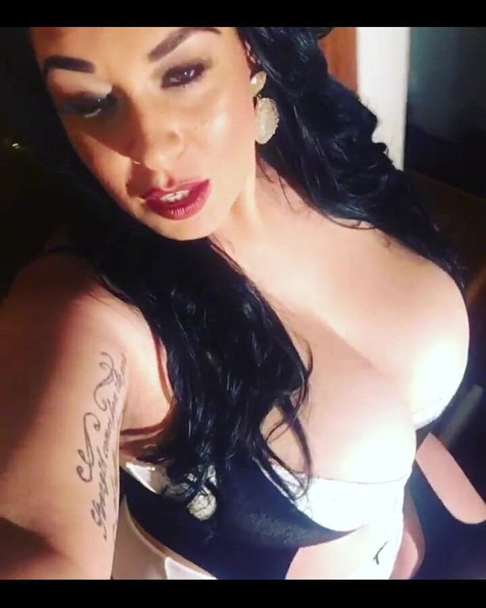 Anastasia Lux: 私のYouTubeチャンネルでもっと多くの動画を見つけてください!!