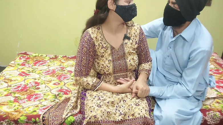 Pakistani CoupleX: Tenho uma namorada depois de um longo tempo e fodida...